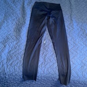 Black Aerie leggings chill play move